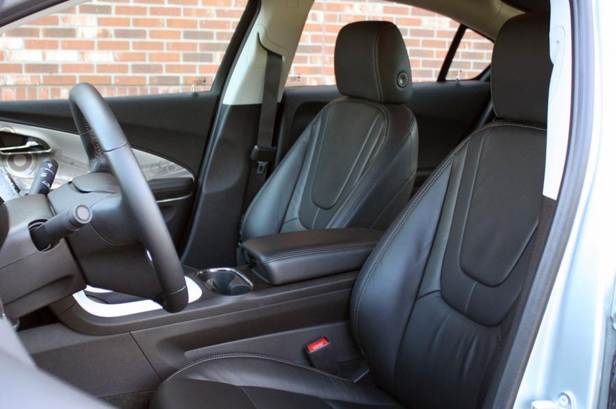  Chevrolet Volt 2011 года  (фото 262 из 356)